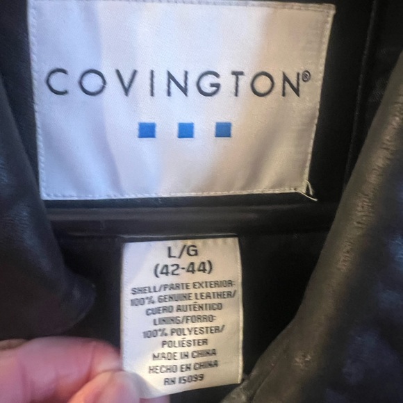 Worthington Leather Jacket. Zips with ease. Size large. Excellent new condition. - Picture 6 of 14